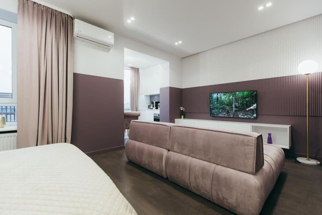 Atlant Luxury Apartments On Golovna Навпроти Тц Депот, Безконтактне Заселення Cernăuți Exterior foto